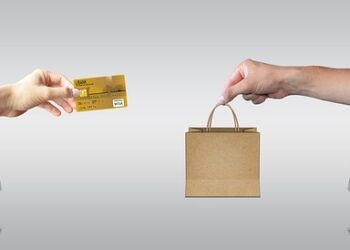 The E-Commerce Odyssey: From Clicks to Customer-Centricity
